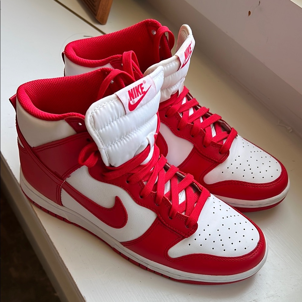 ✨Nike Dunk High-Top Red and White Sneakers